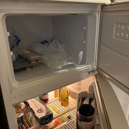 Refrigerator used in very good condition