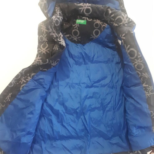 Benetton sleeveless jacket for boys like new, gray and blue