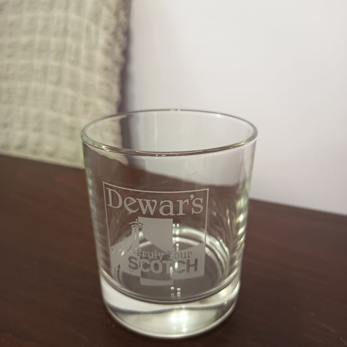 Dewar's Scotch glasses set of 4 like new