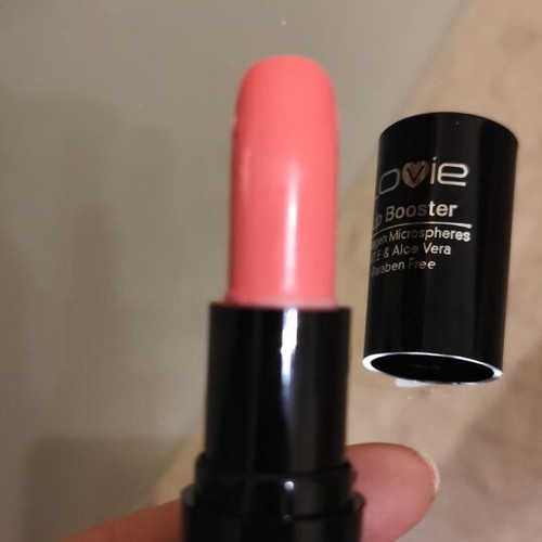 Lovie creamy lip booster lipstick pink, new, 4.5 grams