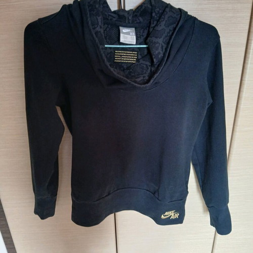 Nike sweatshirt used, size XS, black
