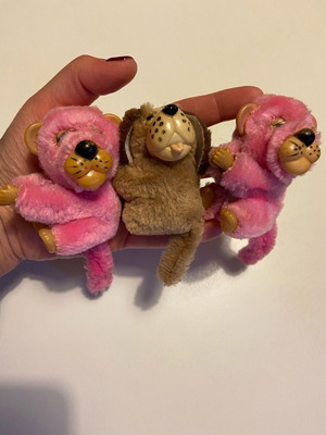 Vintage doll clips like new, 2 pink panthers and dog