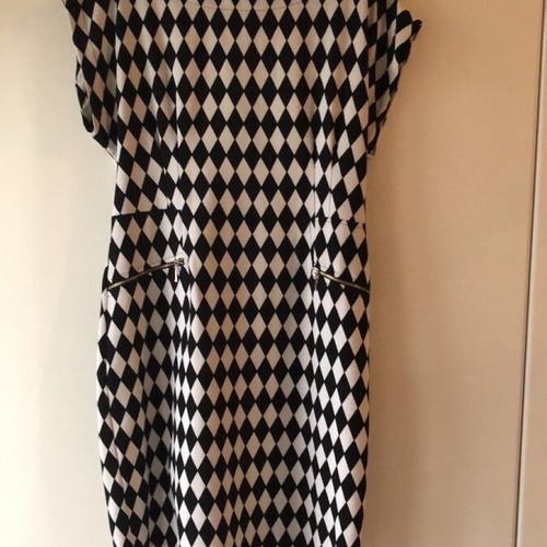 Checked short-sleeve dress used, size L, black and white