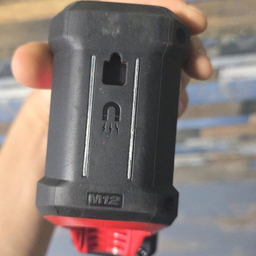 Milwaukee M12 700lm Cordless Lamp like new
