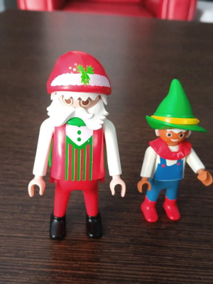 Playmobil коледни фигурки употребявани