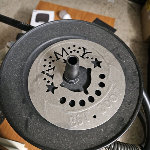 Amy deluxe hookah like new without glass