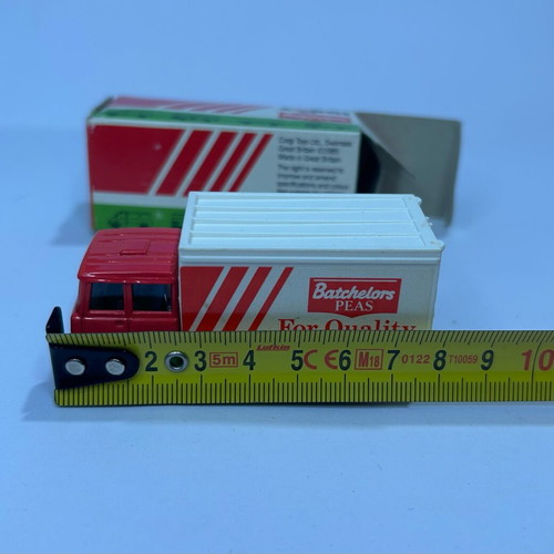 Corgi 1985 Iveco Container Lorry Batchelors Peas new