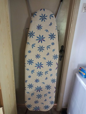 Ironing board used, 120x35 cm with white cover gift