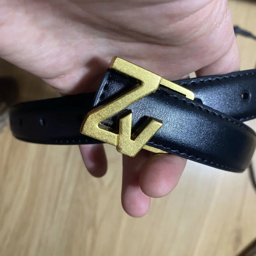 Leather belt black with buckle new 105 cm