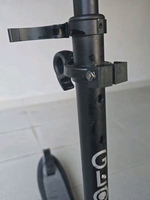 Globber scooter foldable with 3 height positions and foot brake like new