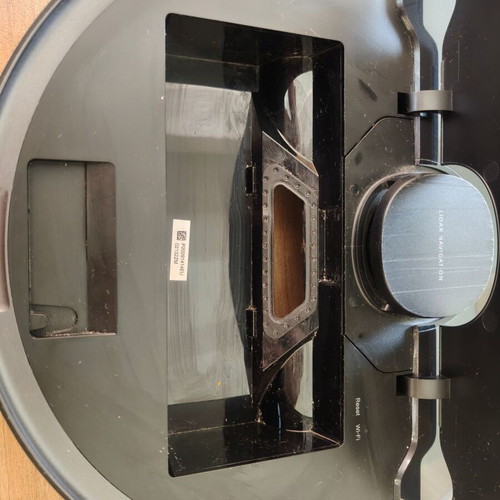 Dreame Bot L10 Pro Robot Vacuum and Mop used, full package with accessories