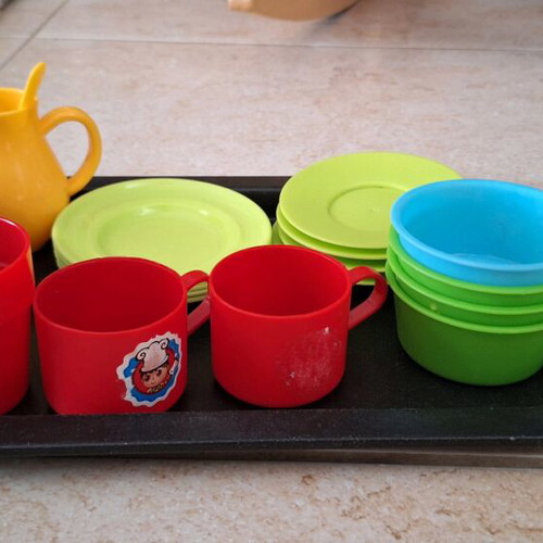 Toy set tray, plates, cups and jug 18 pcs like new