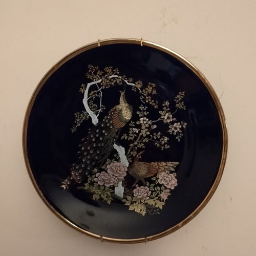 Decorative porcelain wall plate like new