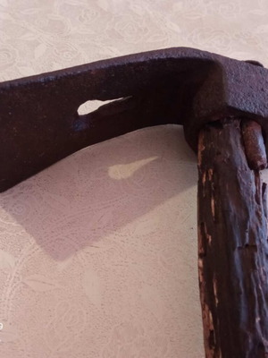 Skeparni used, very old, mounted on old wood