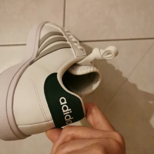 Adidas right shoe size 42 white gray like new