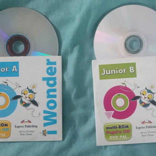 I Wonder English Learning DVD - CD set like new, junior A and junior B, 4 pcs
