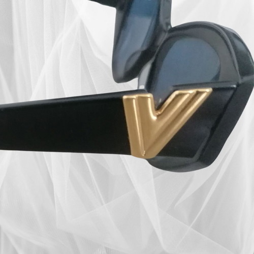 Vogart by Police Vintage Catseye Sunglasses Used Black Model 3087