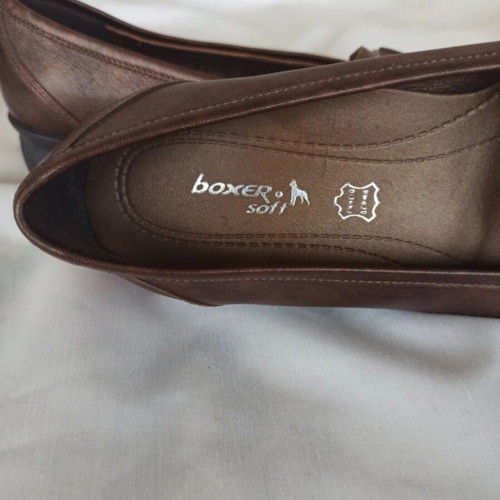 Boxer women's moccasin shoes size 39 like new
