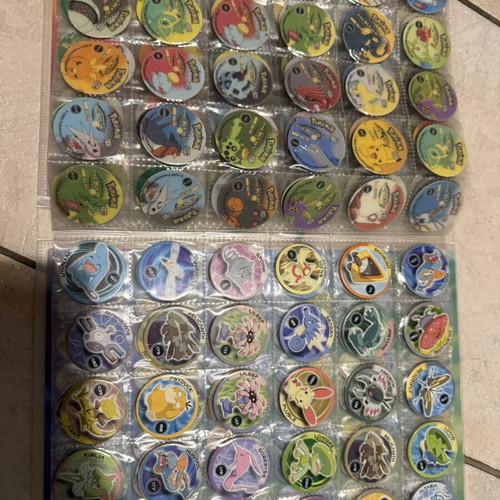 Pokémon Pickers collection like new with many pieces