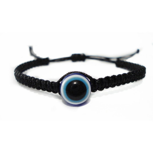 Macrame bracelet with round eye new