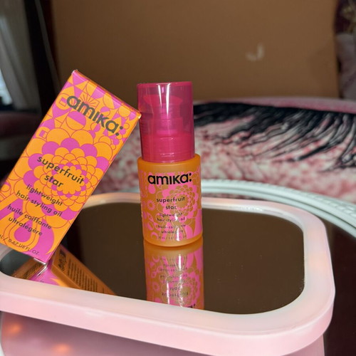 Amika! Superfruit Star ελαφρύ λάδι styling για τα μαλλιά