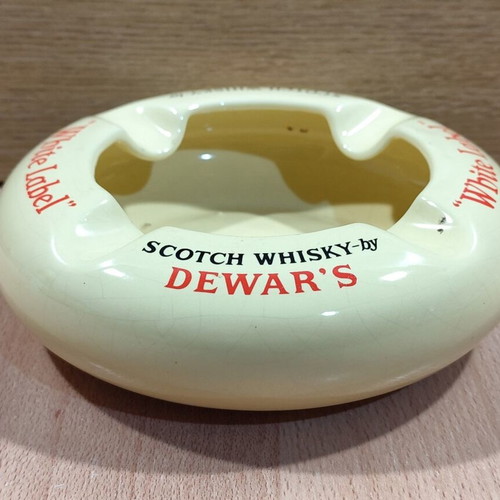 Dewar's scotch whisky old promotional ceramic ashtray used