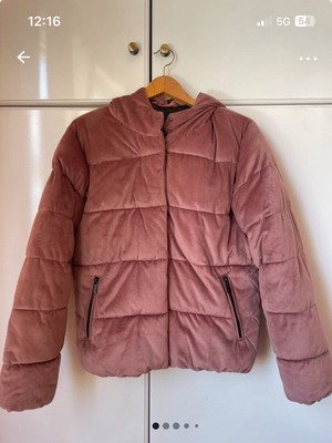 SugarFree Puffer Jacket pink like new, size S
