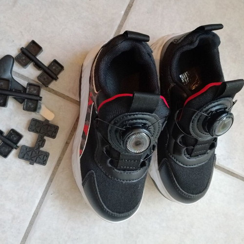 Roller shoes black athletic size 28 like new