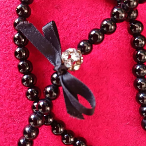 Shiseido necklace new, black, length 50-52 cm