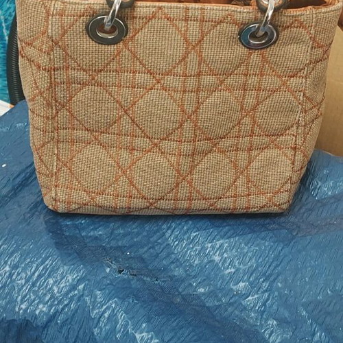 Women's beige handbag like new