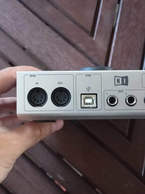 Native Instruments Audio Kontrol 1 USB audio interface used