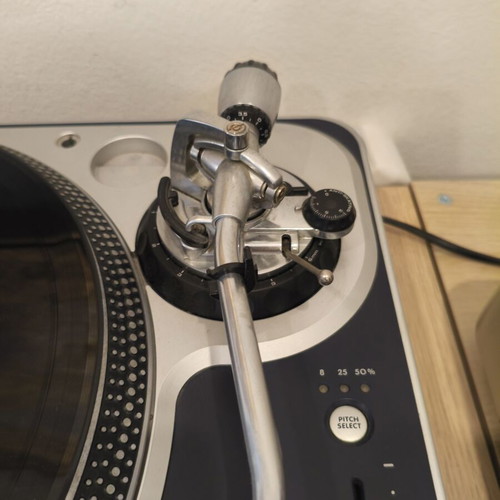 Stanton T.120C Turntable with Numark Concord Needle and Stanton M.201 Mixer like new