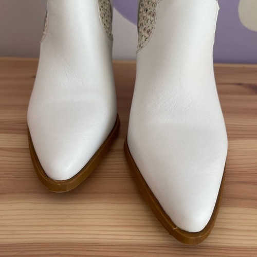 Sante ankle boots new, size 41, white