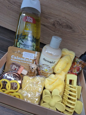 Care set new with body mist, face mask, terracotta, and accessories