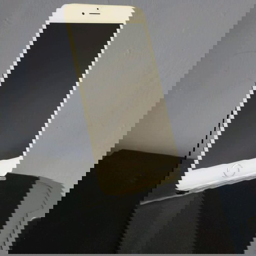 Iphone 6s Plus Screen like new with front camera and button