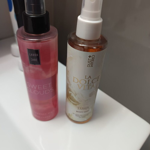Lavish Sweet Clouds and Cream Dust+ La Dolce Vita body mists