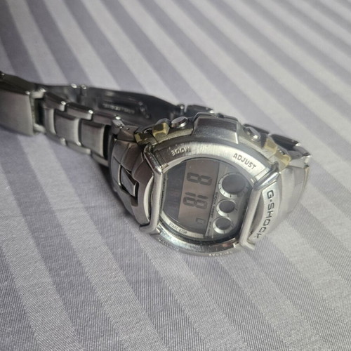 Casio G-Shock G-3100 watch used with metal bracelet