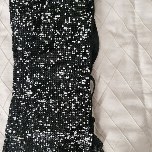 Top size S 36 8 like new, black sequined