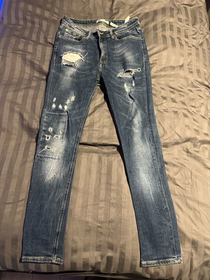 Zara denim τζιν ανδρικό μεταχειρισμένο με πιτσιλιές μέγεθος M