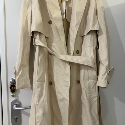 Zara trench coat new, size XS-S, cream