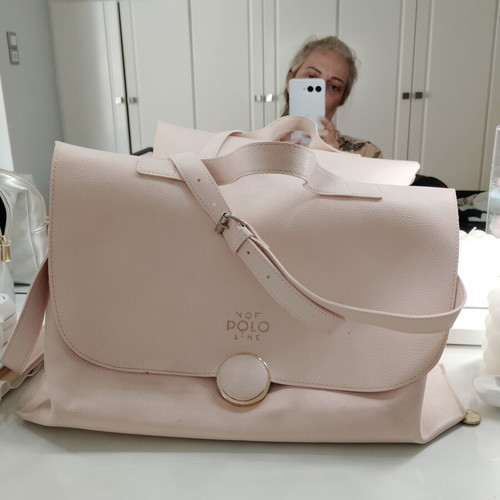 Polo handbag in powder pink like new with detachable strap and wide handle