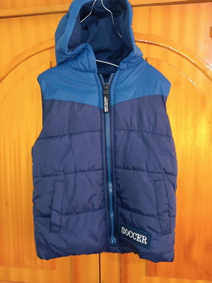 Milkwhite sleeveless jacket like new, blue, 110 cm for 4-5 year olds