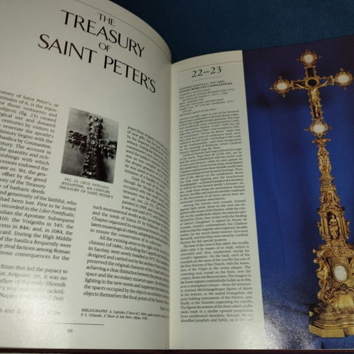Vatican Collections: The Papacy and Art hardcover book