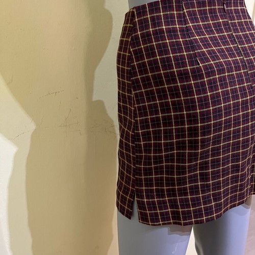 On off mini skirt like new, size M, multicolor