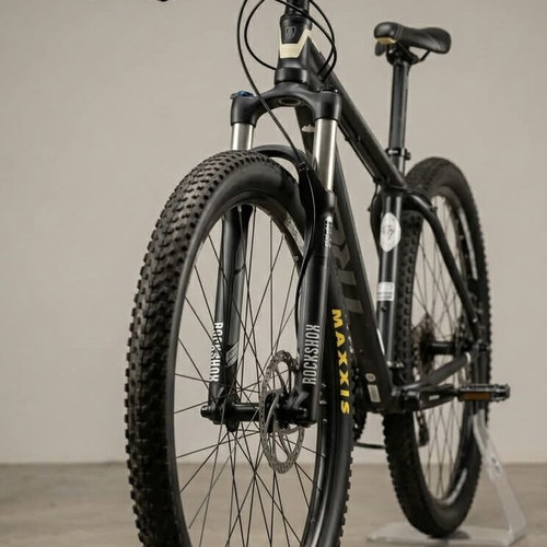 Trek Mamba Mountain Bike 29" like new, black matte