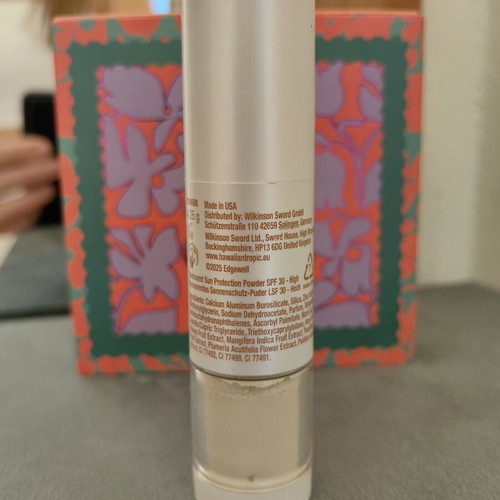 Hawaiian Tropic Mineral Protection Powder SPF 30 like new