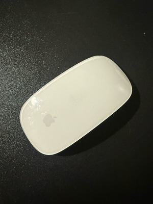 Apple Magic Mouse 2nd Generation like new