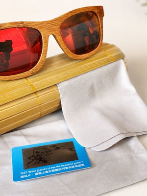 Bamboo Polarized Sunglasses new with case