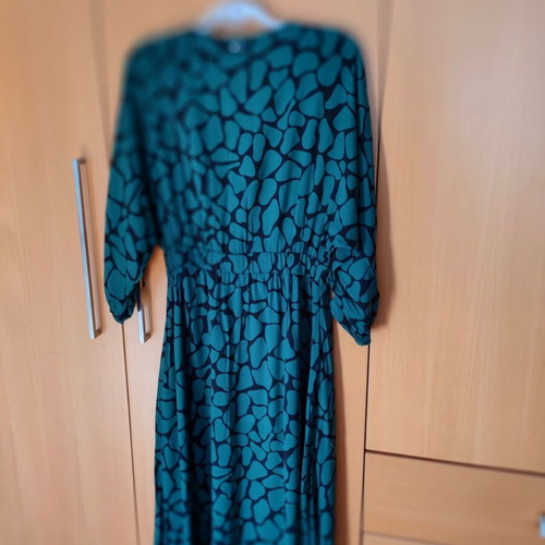 Namaste dress large green with patterns and elastic waist like new