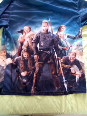 T-shirt Vikings like new, XL size, Netflix series